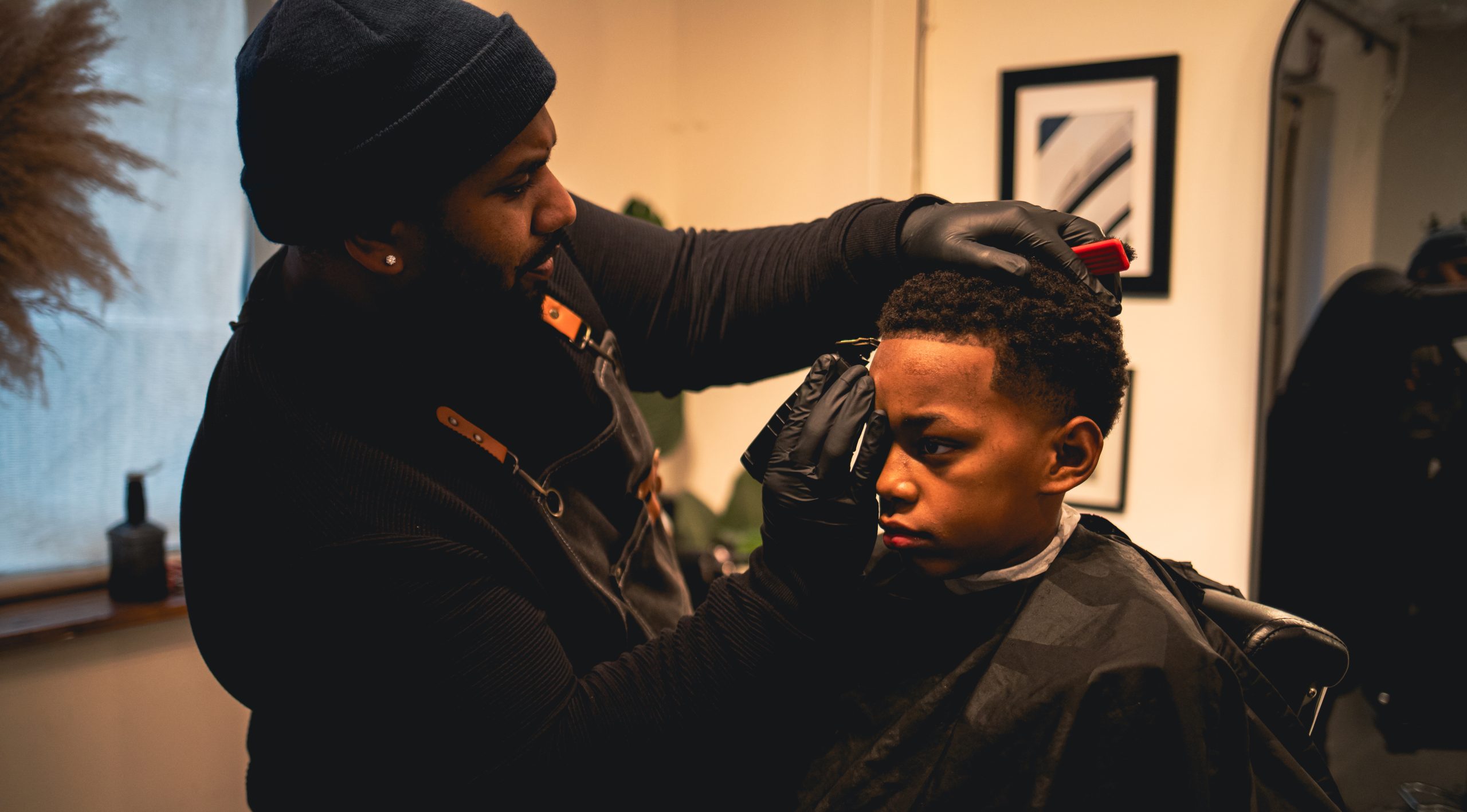 Master Barber – Gio Armado // V Luxe Hair Lounge [Photography]